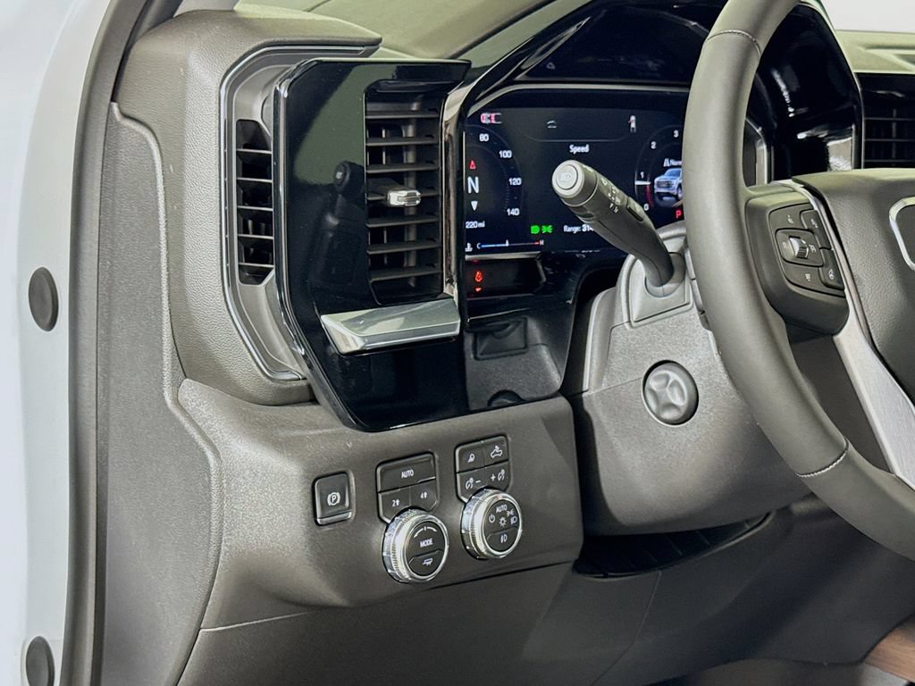Used 2026 GMC Sierra 1500 SLT w/ SLT Premium Plus Package AWD/4WD image 8