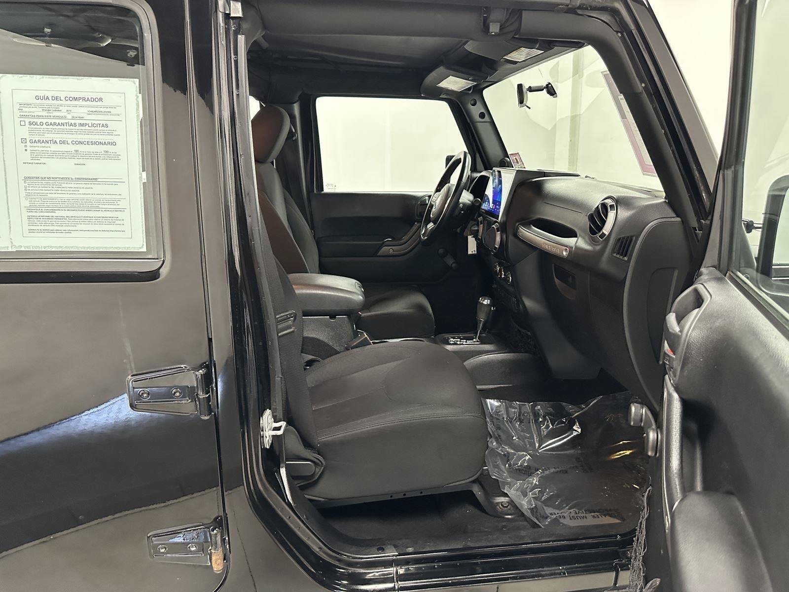 Used 2014 Jeep Wrangler Unlimited Sport w/ Connectivity Group AWD/4WD image 38