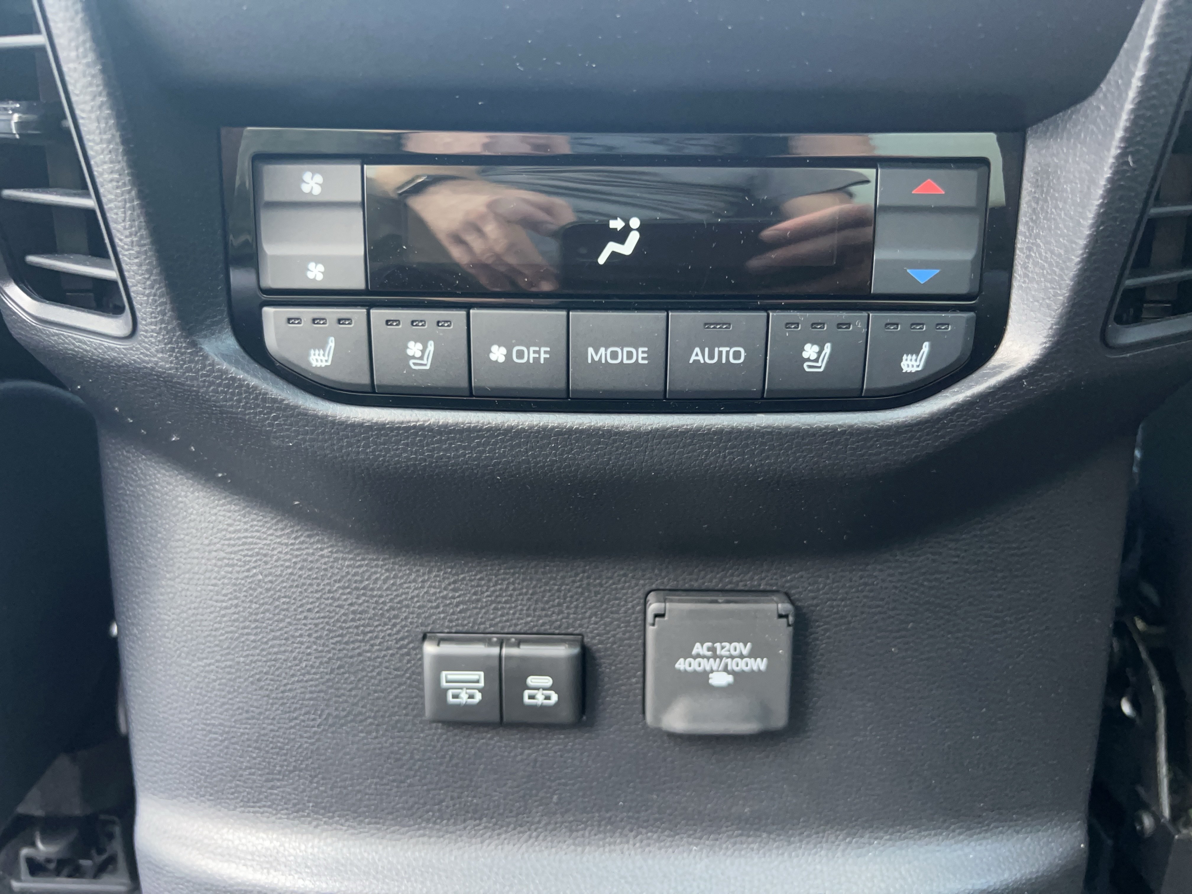 Certified 2025 Toyota Sequoia Capstone AWD/4WD image 21