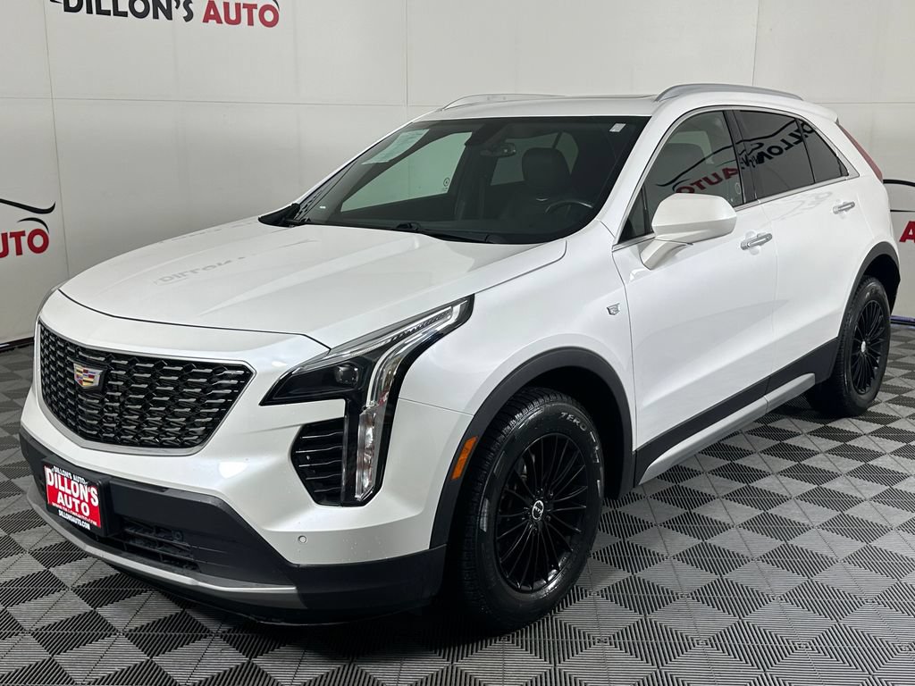Used 2019 Cadillac XT4 Premium Luxury w/ Trailering Package AWD/4WD image 2