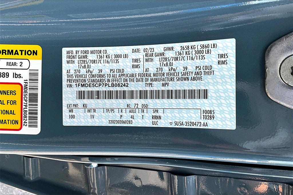 Used 2023 Ford Bronco Badlands image 35