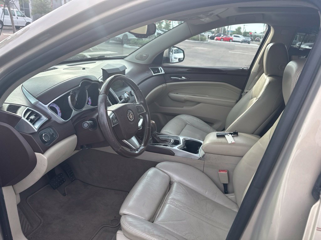 Used 2010 Cadillac SRX Luxury FWD image 8