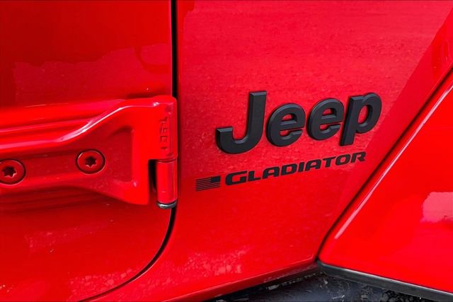 Used 2024 Jeep Gladiator Willys image 21
