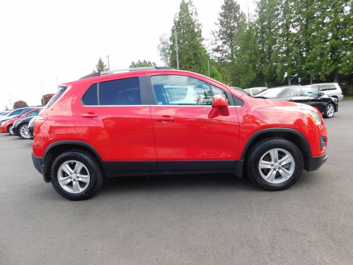 Used 2015 Chevrolet Trax LT w/ LPO, Protection Package AWD/4WD image 19