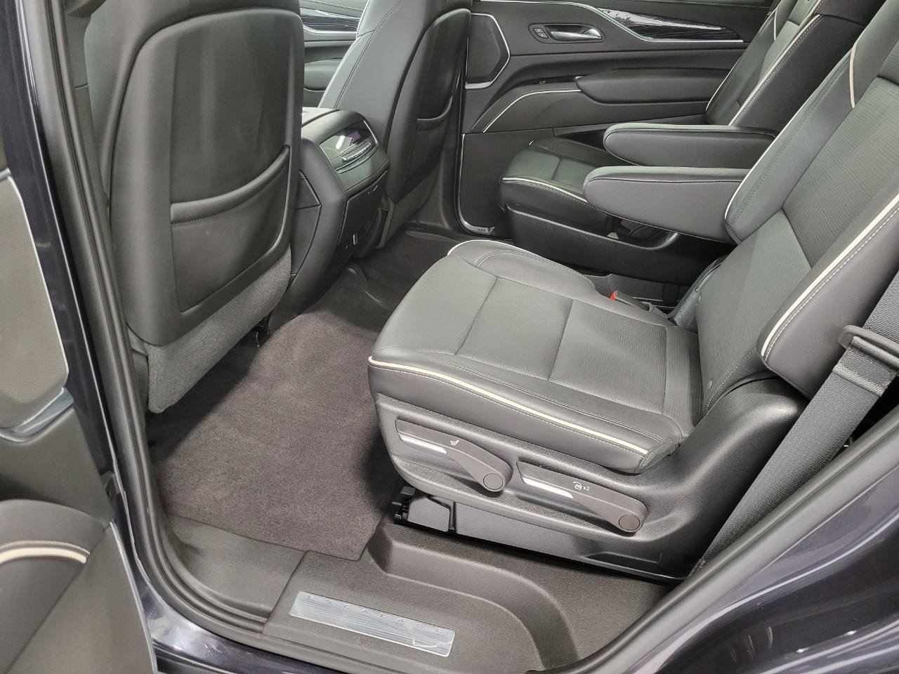 Certified 2022 Cadillac Escalade Sport image 21