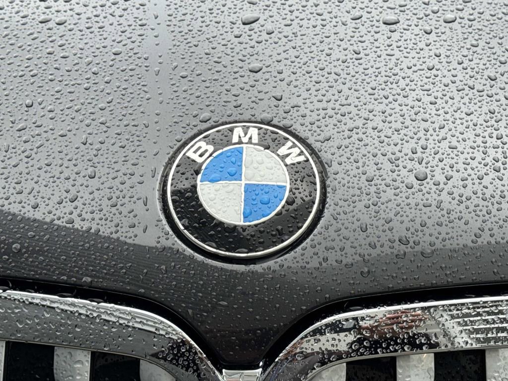 Used 2020 BMW X7 xDrive40i w/ Premium Package AWD/4WD image 8