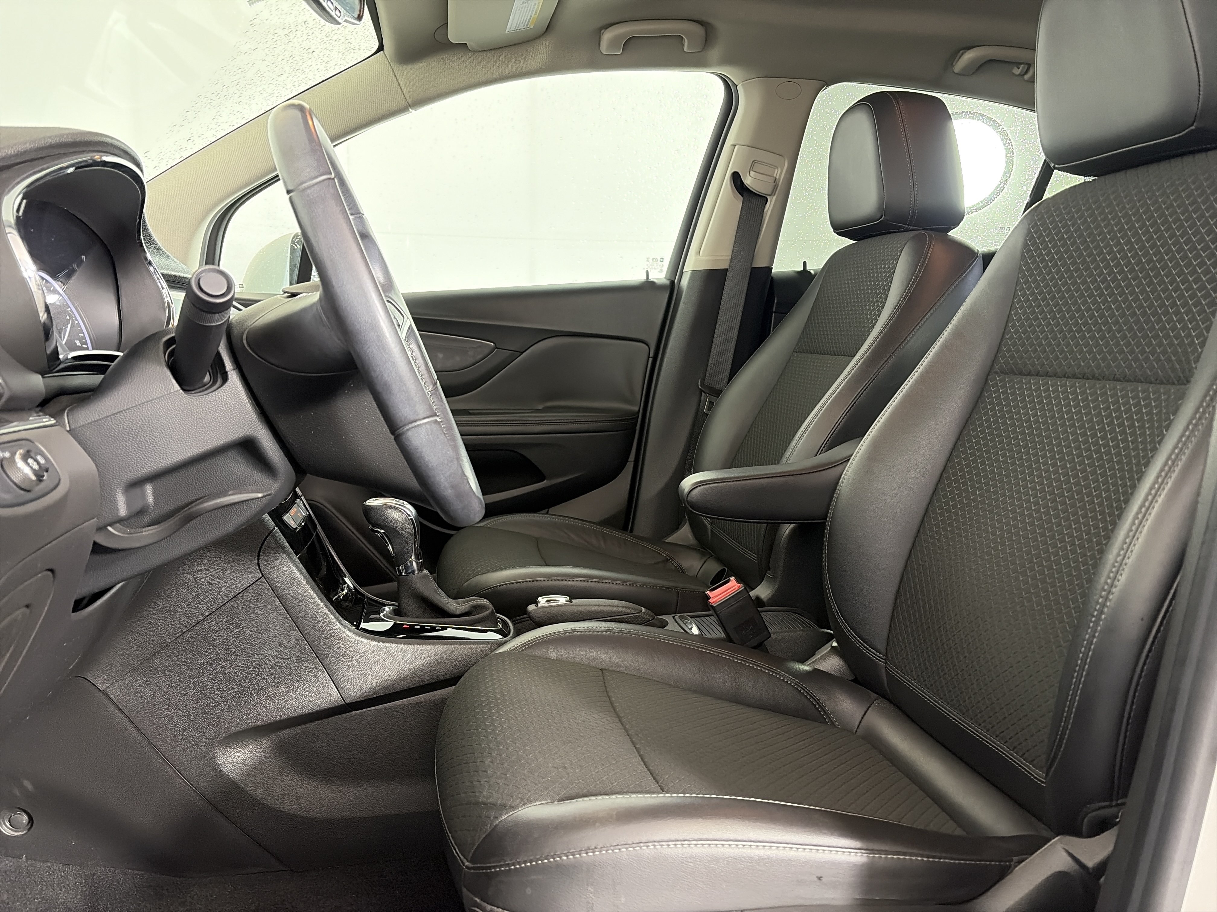 Used 2017 Buick Encore Preferred FWD image 6