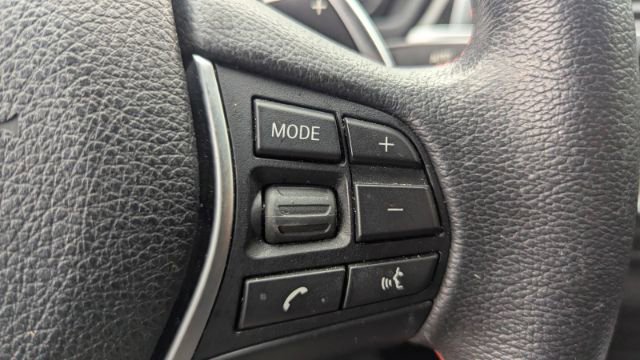 Used 2018 BMW 330i xDrive Sedan AWD/4WD image 26