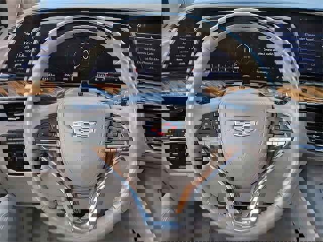 Used 2022 Cadillac Escalade ESV Premium Luxury Platinum image 11