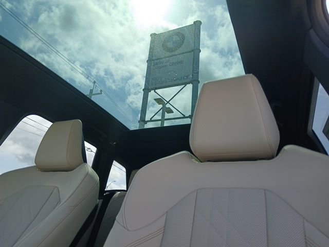 New 2025 BMW X3 xDrive30i w/ Premium Package image 28