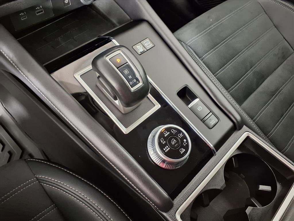 Used 2024 Mitsubishi Outlander SE image 21