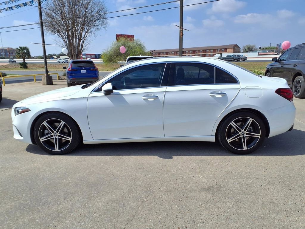 Used 2022 Mercedes-Benz A 220 image 4