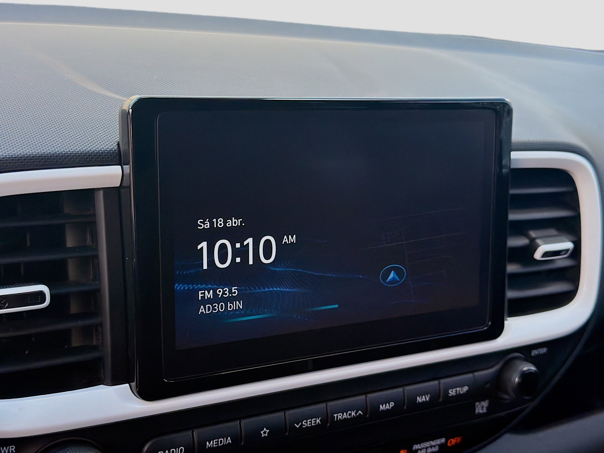 Used 2022 Hyundai Venue Limited FWD image 13