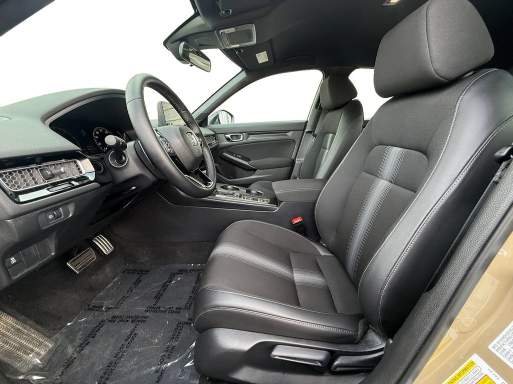Used 2025 Honda Civic Sport image 9