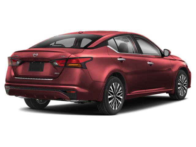 Used 2023 Nissan Altima 2.5 SV AWD/4WD image 2