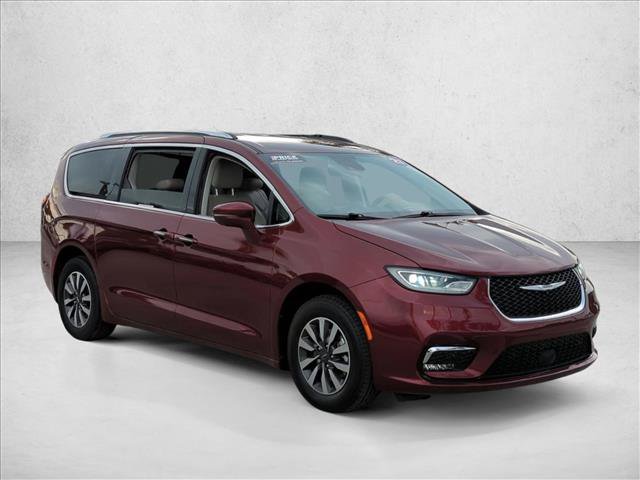 Used 2021 Chrysler Pacifica Touring-L w/ Premium & Safety Sphere Group FWD image 3