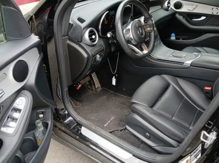 Used 2021 Mercedes-Benz GLC 300 4MATIC image 2