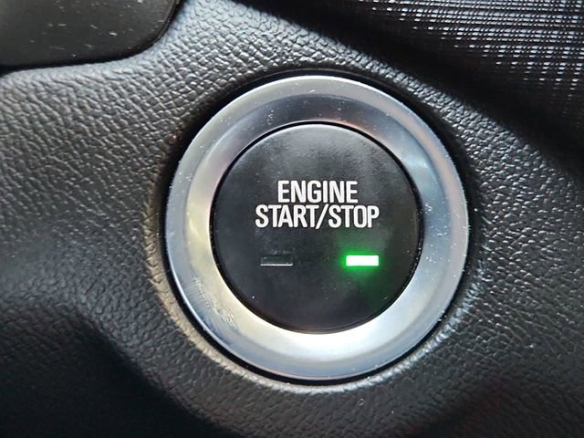 Used 2023 Chevrolet Equinox RS w/ RS Leather Package FWD image 17