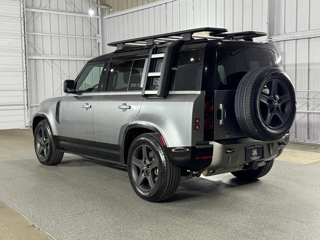 Used 2022 Land Rover Defender 110 X-Dynamic SE AWD/4WD image 13