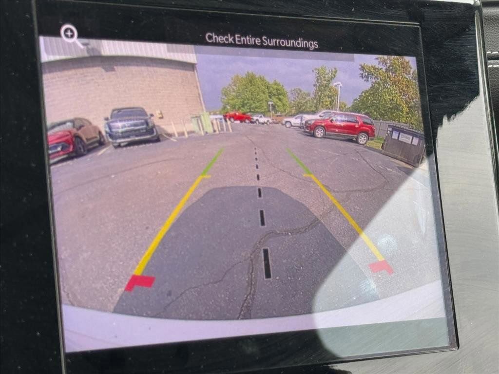 Used 2023 Jeep Grand Cherokee Altitude image 25