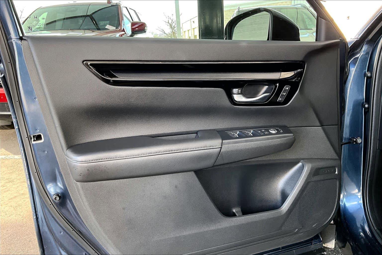 Used 2024 Honda CR-V EX-L image 22