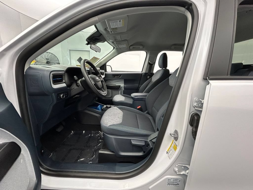 Used 2025 Ford Maverick XLT w/ Equipment Group 302A AWD/4WD image 14