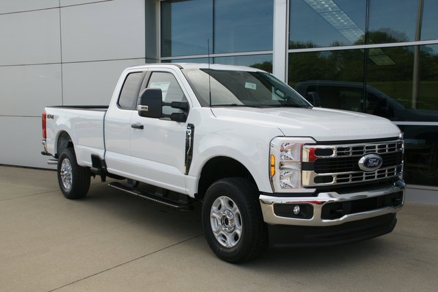 New 2026 Ford F350 XLT image 7
