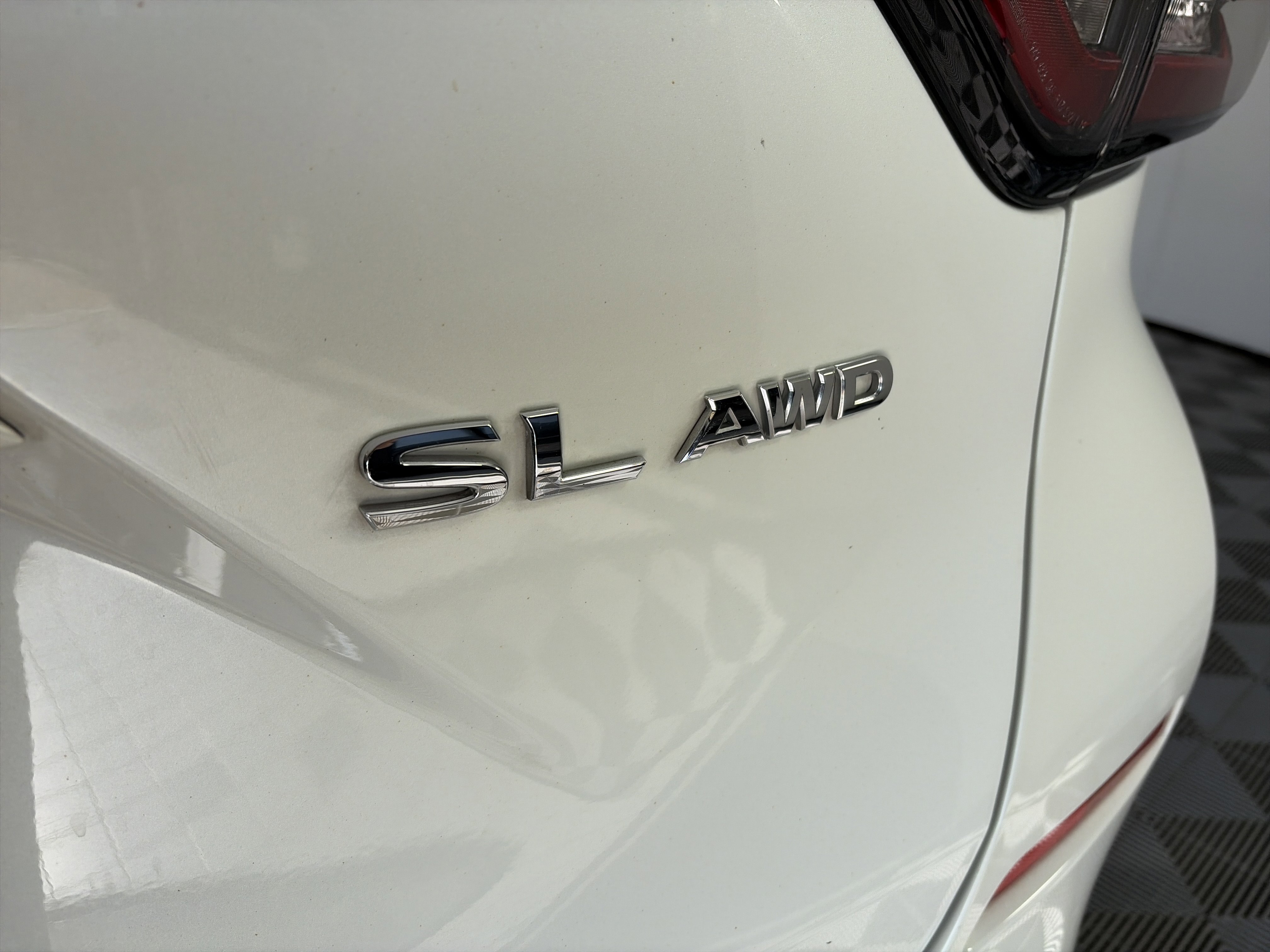 Used 2020 Nissan Murano SL w/ Moonroof Package AWD/4WD image 17