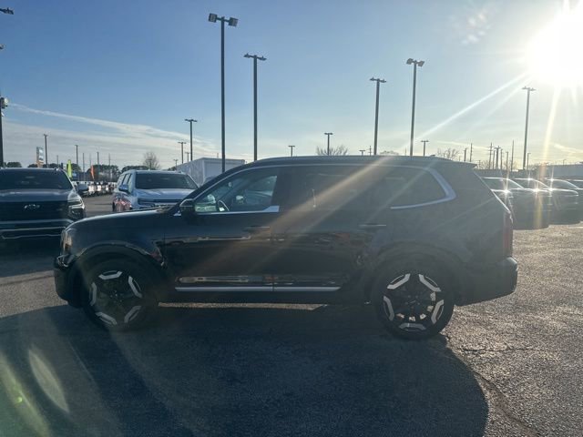 Used 2024 Kia Telluride S FWD image 6