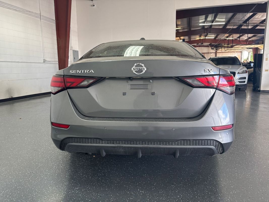 Used 2022 Nissan Sentra SV image 5