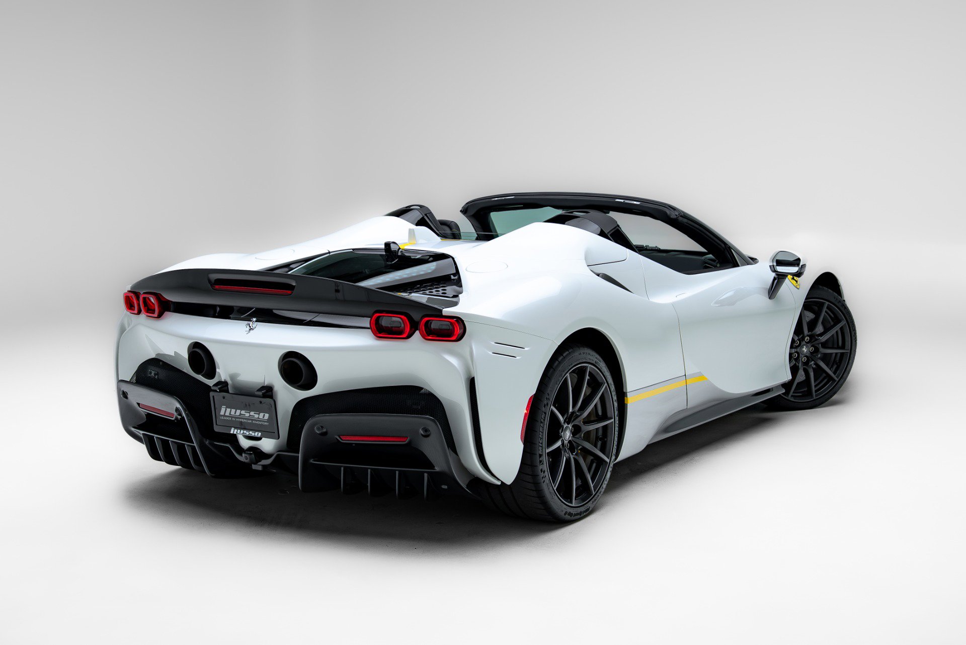 Used 2024 Ferrari SF90 Spider AWD/4WD image 45