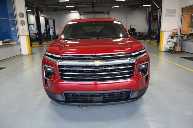 New 2026 Chevrolet Traverse LT w/ LPO, Floor Liner Package FWD image 2