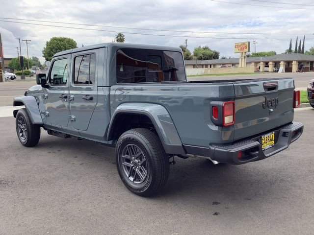 New 2026 Jeep Gladiator Sport image 20