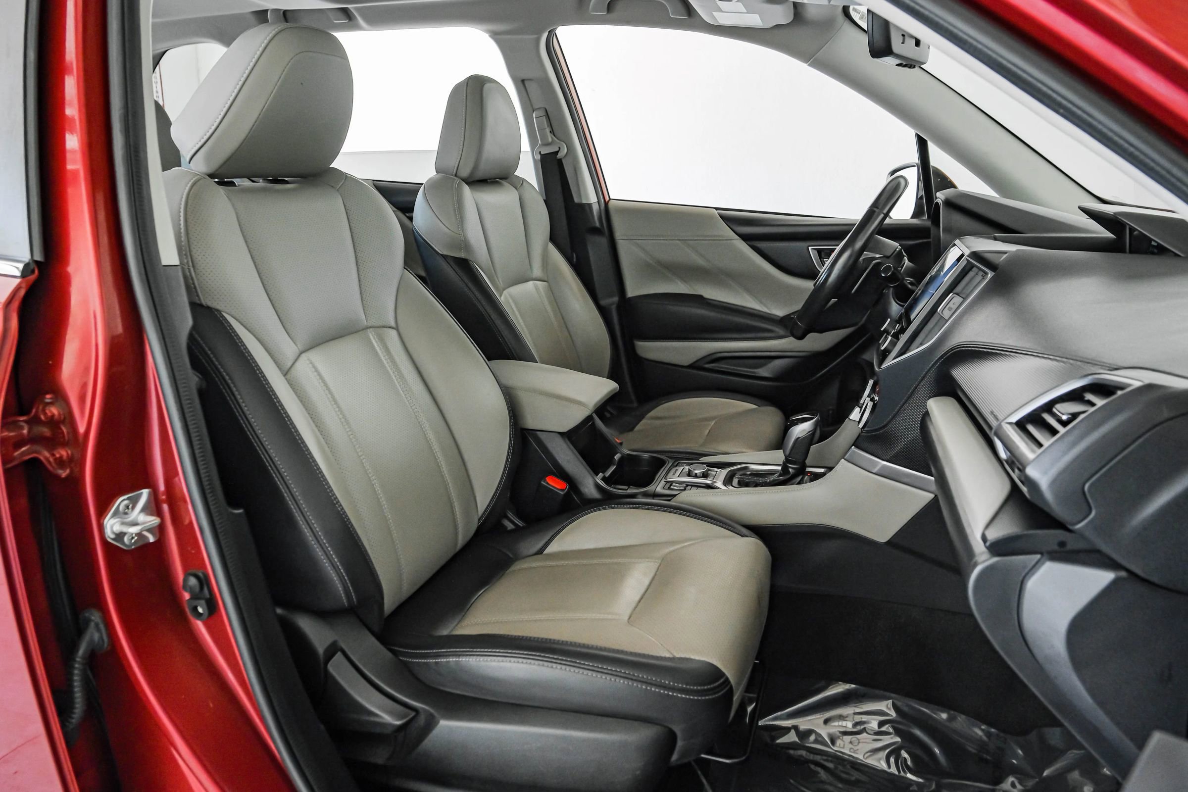 Used 2023 Subaru Forester Limited w/ Popular Package #2 image 28