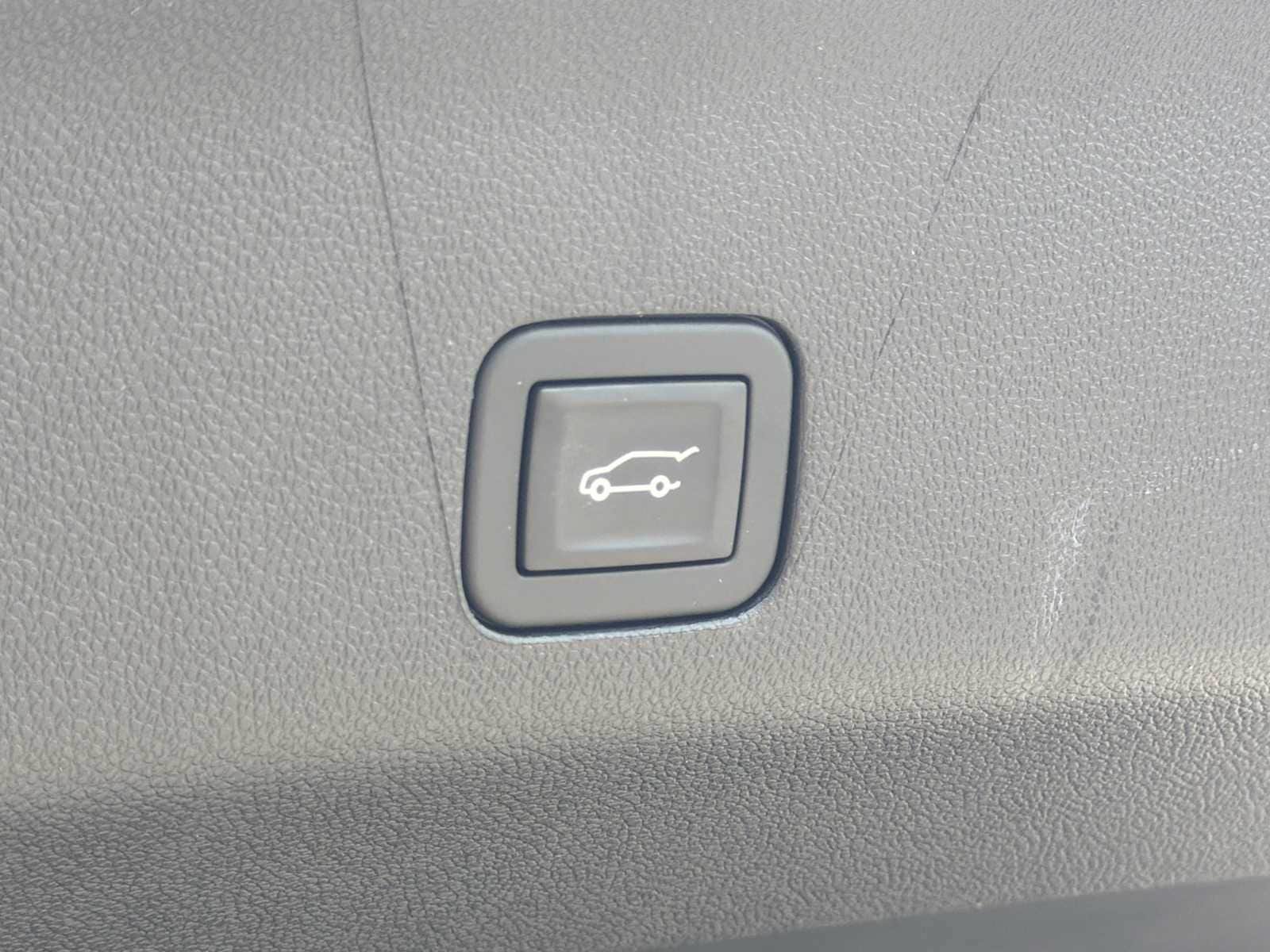 New 2026 GMC Yukon AT4 w/ AT4 Premium Package AWD/4WD image 29