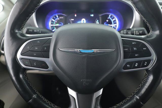Used 2021 Chrysler Pacifica Touring-L image 22