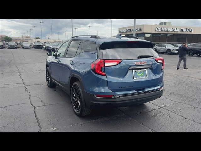 Certified 2024 GMC Terrain SLE w/ Driver Convenience Package FWD image 7