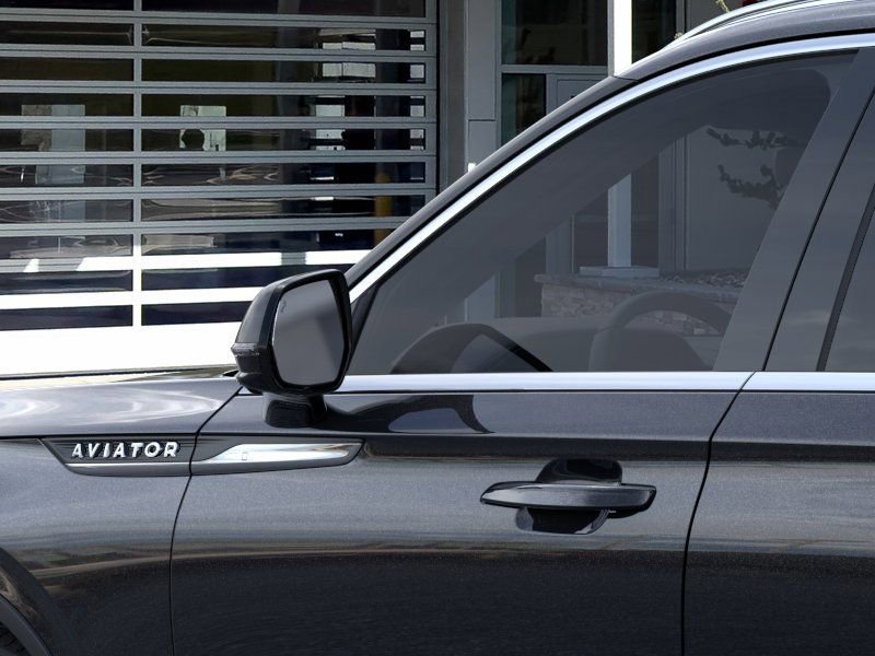New 2026 Lincoln Aviator AWD image 49