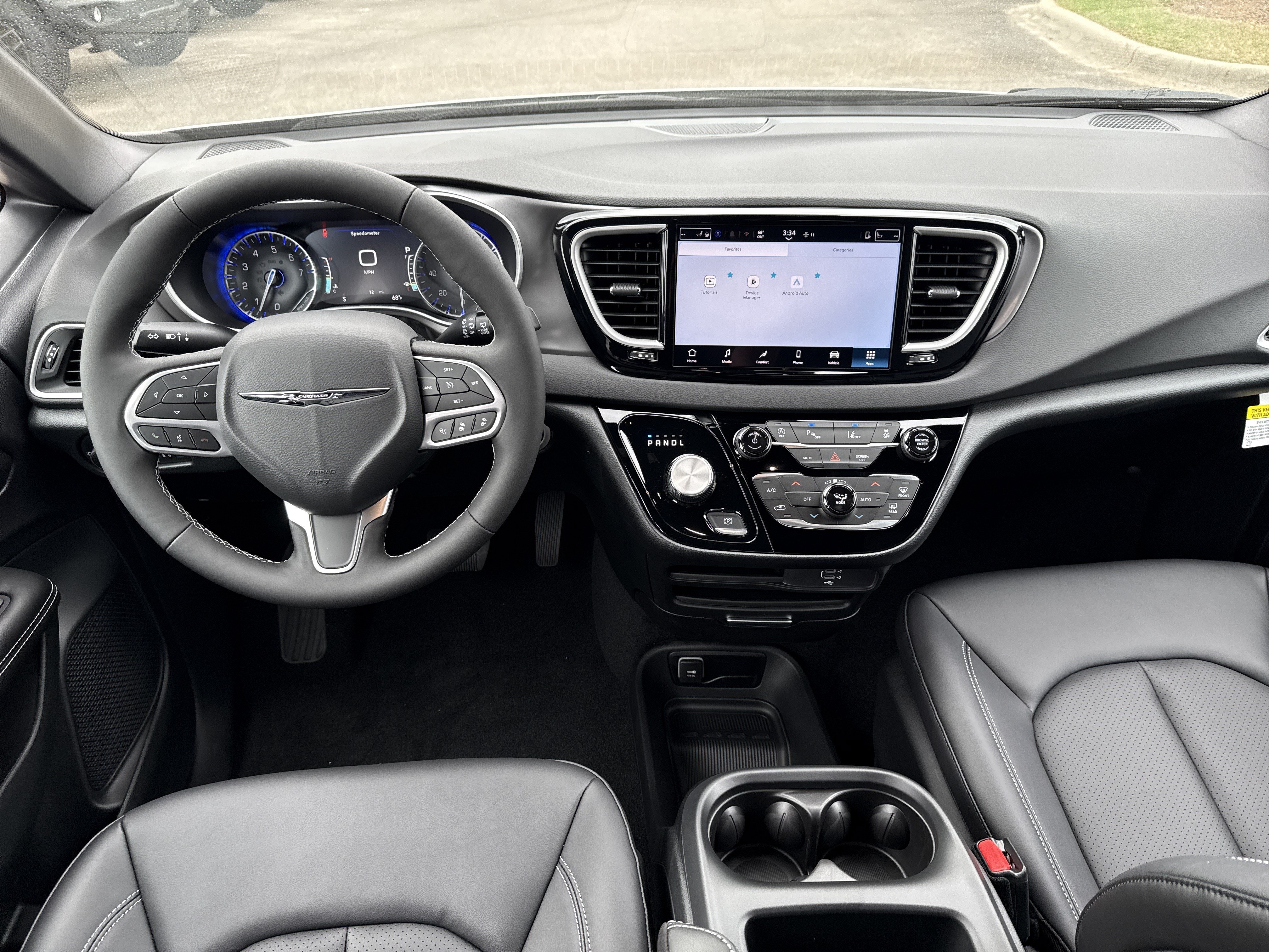 New 2026 Chrysler Voyager LX FWD image 24