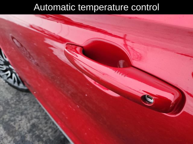 Used 2022 Lincoln Corsair Reserve w/ Equipment Group 201A image 21