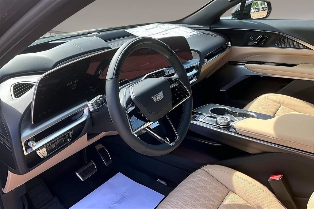New 2026 Cadillac Lyriq Signature Sport w/ Nappa Leather Package AWD/4WD image 6
