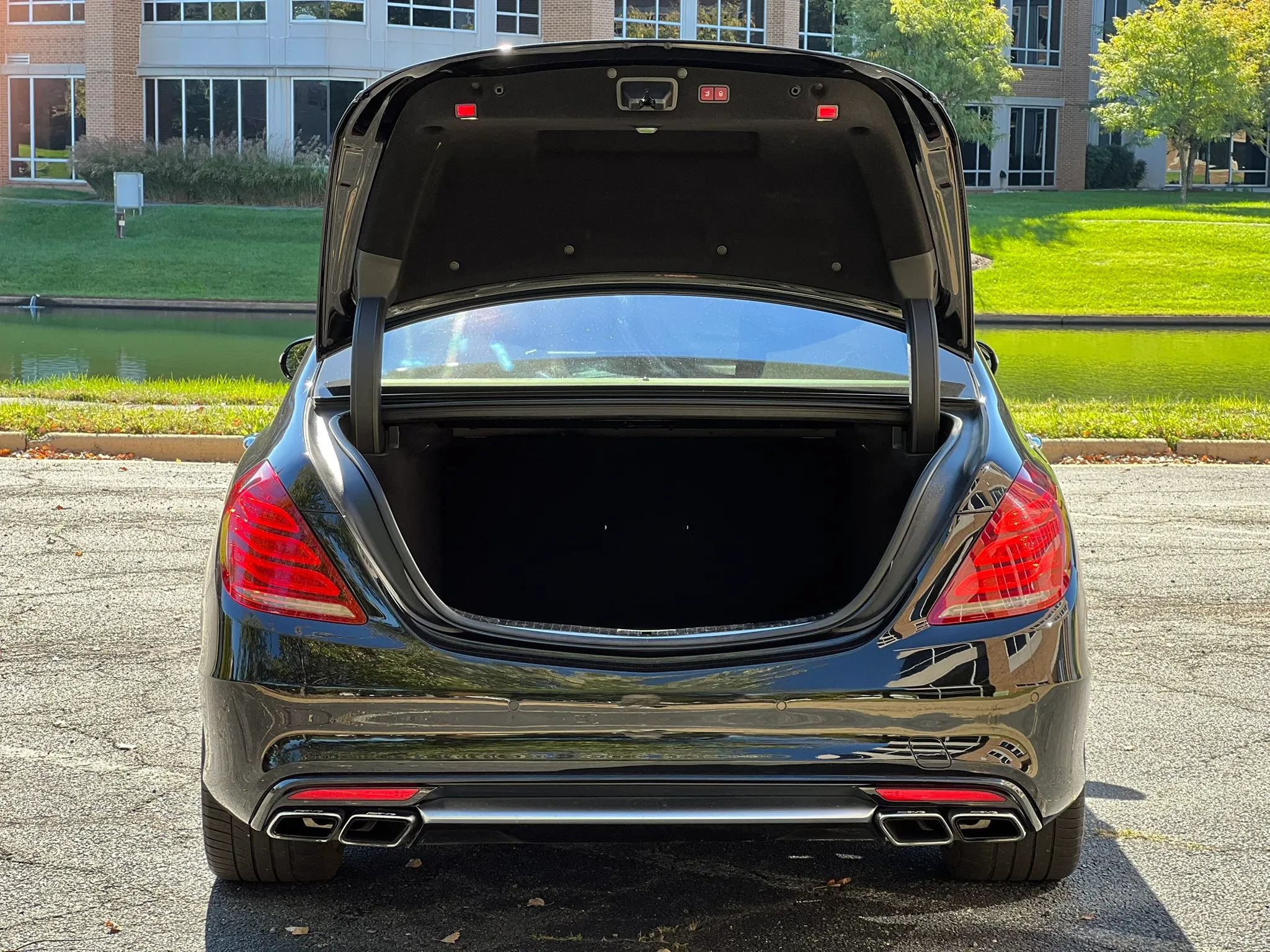 Used 2015 Mercedes-Benz S 63 AMG 4MATIC Sedan image 57