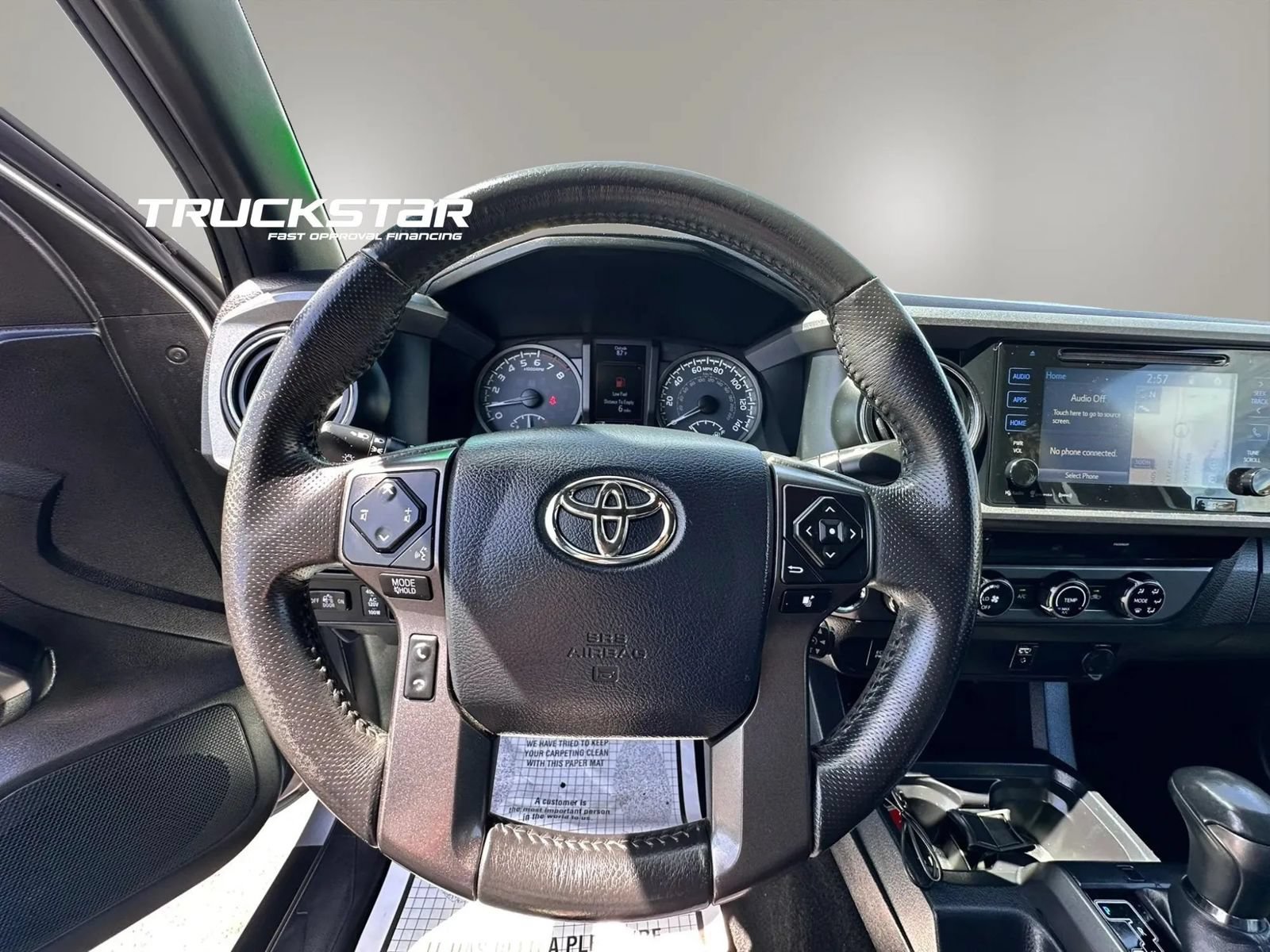 Used 2017 Toyota Tacoma TRD Off-Road w/ Tow Package AWD/4WD image 29