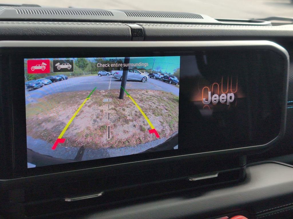 Used 2024 Jeep Wrangler Unlimited Rubicon 4xe w/ Technology Group AWD/4WD image 26