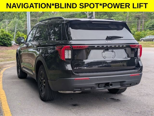 Used 2025 Ford Explorer Active RWD image 4
