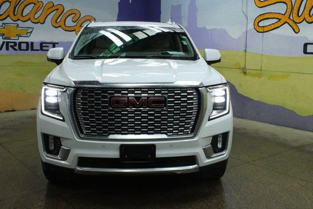 Used 2021 GMC Yukon Denali image 3