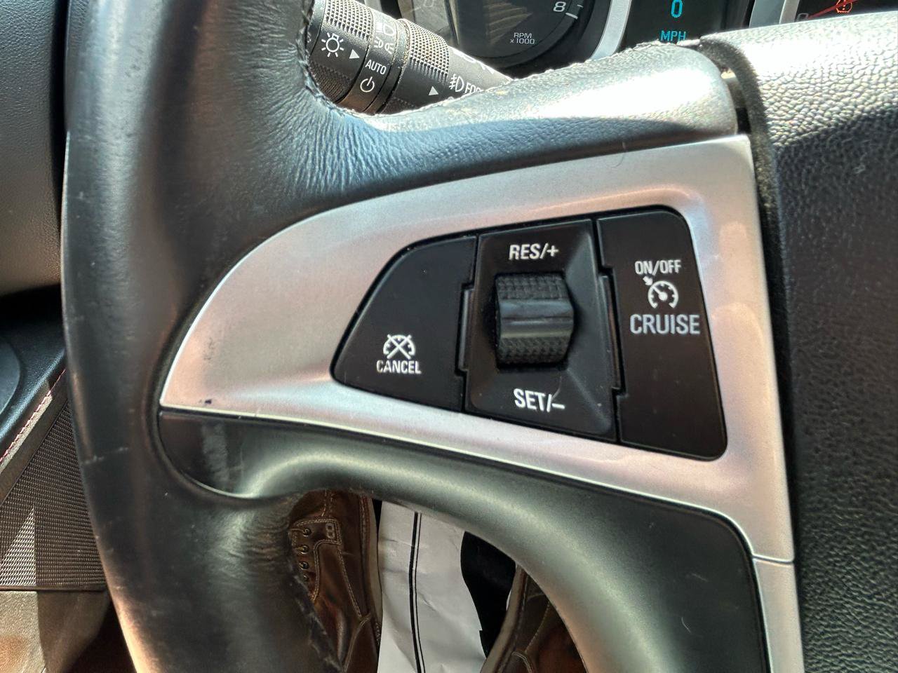 Used 2015 Chevrolet Equinox LT w/ Driver Convenience Package FWD image 18