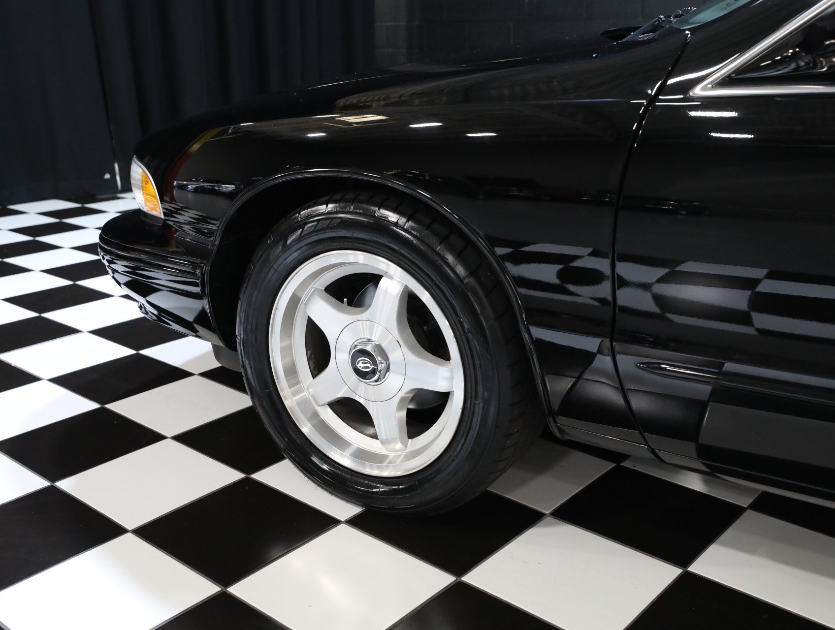 Used 1996 Chevrolet Impala SS RWD image 28