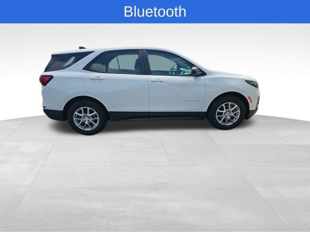 Used 2024 Chevrolet Equinox LS image 6