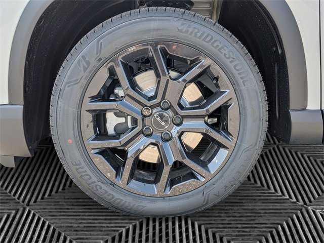 New 2025 Honda Pilot Touring image 9